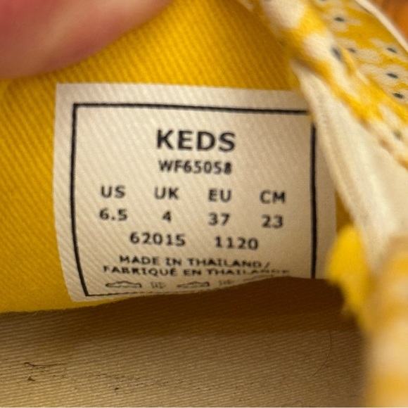 Keds Women’s Yellow Floral Slip-On Sneakers Size 6.5 - Picture 8 of 9